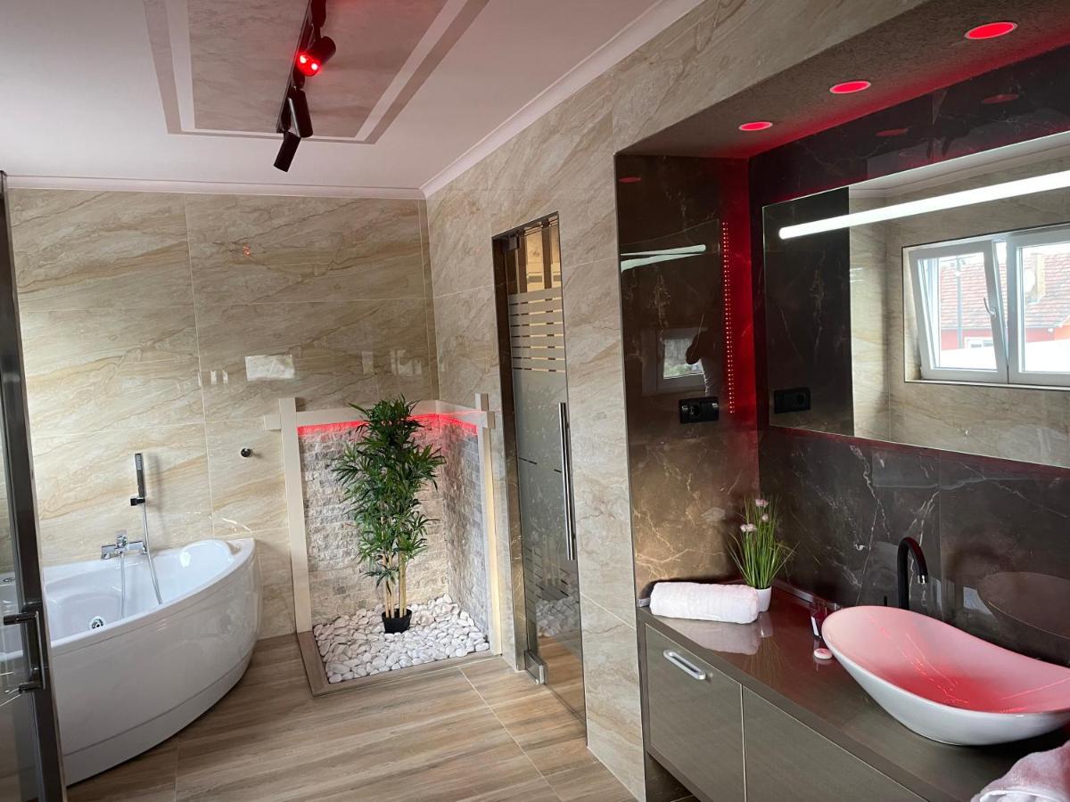 Apartmani Aso-Ler Kukujevci Exteriér fotografie